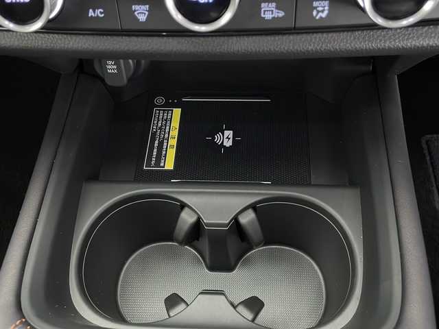 ホンダ ＺＲ－Ｖ ハイブリッド e:HEV Z 長野県 2024(令6)年 0.2万km ブルーグリーン 4WD/寒冷地仕様/純正ナビ/（フルセグ/Bluetooth/USB)/全方位モニター/ビルトインETC2.0/BOSEプレミアムサウンド/前方ドラレコ/前席パワーシート（D席メモリ付き）/前席シートヒーター/本革シート/衝突軽減ブレーキ/レーンキープアシスト/レーダークルーズコントロール/前後コーナーセンサー/ブラインドスポットモニター/踏み間違い防止/置くだけ充電/電子パーキング/革巻きステアリング/パワーバックドア/スマートキー/スペアキー