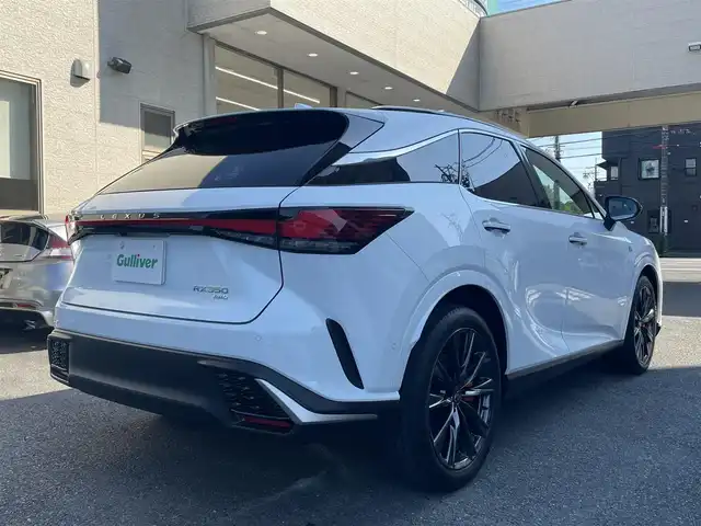 レクサス ＲＸ 350 Fスポーツ 静岡県 2023(令5)年 1.8万km ホワイトノーヴァガラスフレーク ワンオーナー/4WD/パノラマルーフ/純正ナビ/フルセグTV/BT/USB/全方位カメラ/赤革シート/運転席シートメモリー/前席パワーシート/前席シートヒーター/エアシート/パワーバックドア/プリクラッシュセーフティ/レーンキープアシスト/オートハイビーム/レーダークルーズコントロール/ブラインドスポットモニター/クリアランスソナー/前後ドライブレコーダー/AC100V電源/LEDヘッドライト/LEDフォグライト/ビルトインETC2.0/パドルシフト/純正21インチAW/スマートキー×2/保証書/取扱説明書