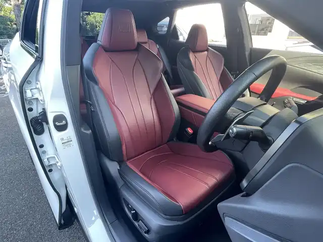 レクサス ＲＸ 350 Fスポーツ 静岡県 2023(令5)年 1.8万km ホワイトノーヴァガラスフレーク ワンオーナー/4WD/パノラマルーフ/純正ナビ/フルセグTV/BT/USB/全方位カメラ/赤革シート/運転席シートメモリー/前席パワーシート/前席シートヒーター/エアシート/パワーバックドア/プリクラッシュセーフティ/レーンキープアシスト/オートハイビーム/レーダークルーズコントロール/ブラインドスポットモニター/クリアランスソナー/前後ドライブレコーダー/AC100V電源/LEDヘッドライト/LEDフォグライト/ビルトインETC2.0/パドルシフト/純正21インチAW/スマートキー×2/保証書/取扱説明書