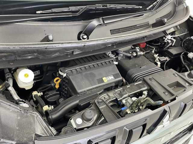 三菱 デリカミニ T プレミアム 宮城県 2025(令7)年 0.1万km未満 緑Ｍ 未使用登録車/４WD/9型ディスプレイオーディオ/（BT/AM/FM/applecarPlay/androidauto）/純正１５インチホイール（25年製国内タイヤ装着）/両側パワースライドドア/アラウンドビューモニター/前後コーナーセンサー/純正フロアマット/パドルシフト（MTモード）/シートヒーター/ステアリングヒーター/スペアキー有/追従クルーズコントロール/MI-PILOT/走行支援/ABS/ヒルディセントコントロール/LEDヘッドライト/LEDフォグランプ/オートライト/横滑り防止装置/衝突被害軽減システム/エアバッグ/アイドリングストップ