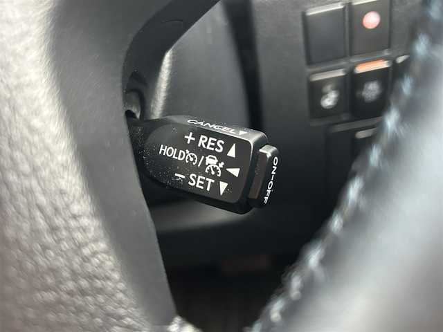 トヨタ アルファード S Cパッケージ 愛媛県 2021(令3)年 1.8万km ホワイトパールクリスタルシャイン 純正ナビ（Bluetooth/フルセグTV）/レーダークルーズコントロール/前後ドライブレコーダー/バックカメラ/USB入力端子/100V充電/三列シート/パワーシート/ステアリングヒーター/シートヒーター/エアシート/サンルーフ/オットマン/電動リアゲート/両側パワースライドドア/純正フロアマット/純正アルミホイール/前後コーナーセンサー/LEDヘッドライト/オートマチックハイビーム