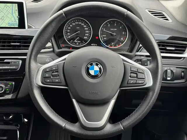 ＢＭＷ Ｘ１ xDrive 18d xライン 山梨県 2017(平29)年 6.5万km アルピンホワイトⅢ アドバンストAS/ACC /インテリジェントS/純正ＨＤＤナビ/Ｂカメラ/前後ＰＤＣ/コンフォートＡ/電動リアゲート/ミラー型ＥＴＣ/ＣＤ/ＤＶＤ/ＢＴ/フィルム/オートライト/黒半革/スペア/取説