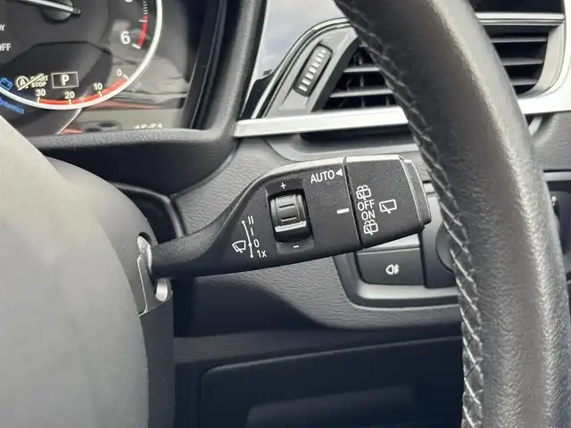 ＢＭＷ Ｘ１ xDrive 18d xライン 山梨県 2017(平29)年 6.5万km アルピンホワイトⅢ アドバンストAS/ACC /インテリジェントS/純正ＨＤＤナビ/Ｂカメラ/前後ＰＤＣ/コンフォートＡ/電動リアゲート/ミラー型ＥＴＣ/ＣＤ/ＤＶＤ/ＢＴ/フィルム/オートライト/黒半革/スペア/取説