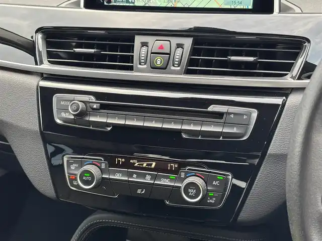 ＢＭＷ Ｘ１ xDrive 18d xライン 山梨県 2017(平29)年 6.5万km アルピンホワイトⅢ アドバンストAS/ACC /インテリジェントS/純正ＨＤＤナビ/Ｂカメラ/前後ＰＤＣ/コンフォートＡ/電動リアゲート/ミラー型ＥＴＣ/ＣＤ/ＤＶＤ/ＢＴ/フィルム/オートライト/黒半革/スペア/取説