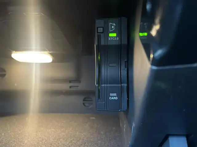 メルセデス・ベンツ Ａ１８０ スタイル AMGライン 東京都 2020(令2)年 1.4万km パール レザーシート/ワンオーナー/純正ナビ/フルセグTV/バックカメラ/シートヒーター/ETC2.0/apple car play/android　auto/LEDヘッドライト/ACC
