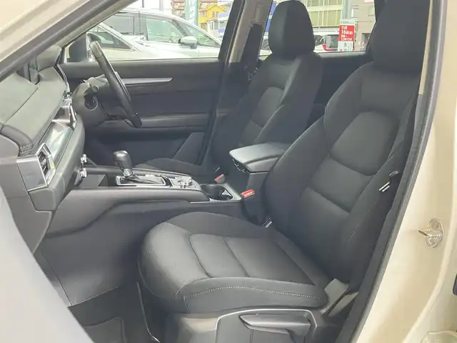 マツダ ＣＸ－５ 20S 神奈川県 2019(令1)年 5.2万km スノーフレイクホワイトパールマイカ 保証書/取扱説明書/純正SDナビ・フルセグTV/CD・DVDビデオ/全方位カメラ/ドライブセレクション/アドバンストスマートシティブレー/LEDヘッドライト/社外ドライブレコーダー/ETC