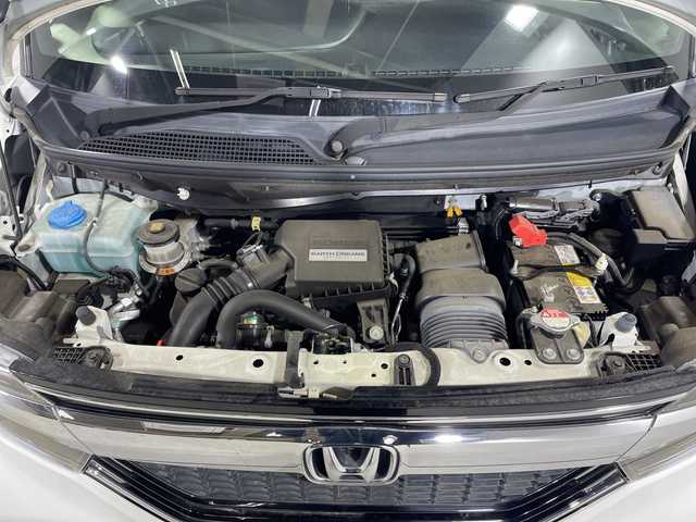 ホンダ Ｎ ＢＯＸ カスタム G L ターボ ホンダセンシング 神奈川県 2020(令2)年 3.5万km プラチナホワイトパール 純正8型SDナビ　Gatherｓ/AM FM CD DVD BT USB iPod SD AppleCarplay/バックカメラ/両側パワースライドドア/ホンダセンシング/アダプティブクルーズコントロール/シートヒーター/純正フロアマット/ステアリングスイッチ/オートマチックハイビーム/オートライト/クリアランスソナー/ETC/パドルシフト/純正15インチAW/LEDヘッドライト/レーンキープアシスト/スマートキー/スペアキー