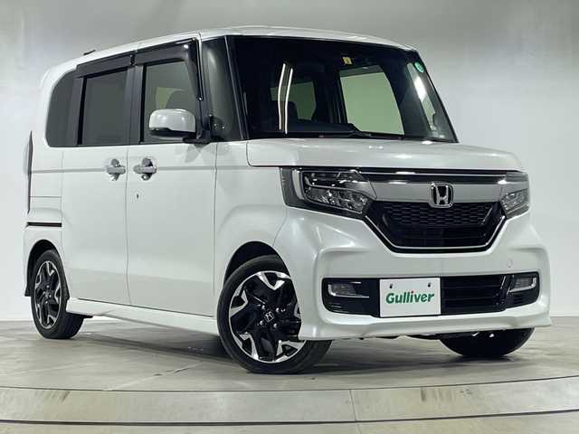 ホンダ Ｎ ＢＯＸ カスタム G L ターボ ホンダセンシング 神奈川県 2020(令2)年 3.5万km プラチナホワイトパール 純正8型SDナビ　Gatherｓ/AM FM CD DVD BT USB iPod SD AppleCarplay/バックカメラ/両側パワースライドドア/ホンダセンシング/アダプティブクルーズコントロール/シートヒーター/純正フロアマット/ステアリングスイッチ/オートマチックハイビーム/オートライト/クリアランスソナー/ETC/パドルシフト/純正15インチAW/LEDヘッドライト/レーンキープアシスト/スマートキー/スペアキー