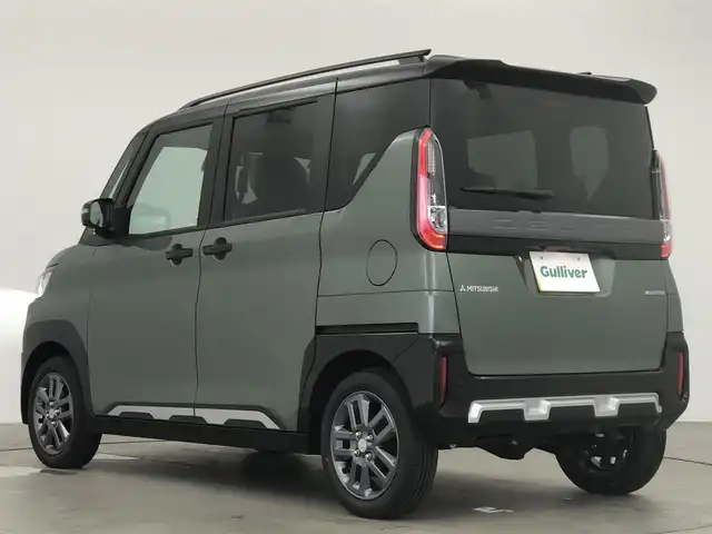 三菱 デリカミニ T プレミアム 愛知県 2025(令7)年 0.1千km 緑Ⅱ 届け出済み未使用車/純正ディスプレイオーディオ/（Bluetooth/AppleCarPlay/AndroidAuto/FM/AM/HDMI）/全方位カメラ/e-Assist/両側パワースライドドア/ハーフレザー/シートヒーター/ステアリングヒーター/電子パーキング/オートホールド/デジタルインナーミラー/オートライト/ダウンヒル/スマートキー/プッシュスタート/スペアキー/ステアリングリモコン/後席サーキュレーター/ロールサンシェード/純正LEDライト/ルーフレール