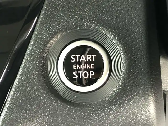 三菱 デリカミニ T プレミアム 愛知県 2025(令7)年 0.1千km 緑Ⅱ 届け出済み未使用車/純正ディスプレイオーディオ/（Bluetooth/AppleCarPlay/AndroidAuto/FM/AM/HDMI）/全方位カメラ/e-Assist/両側パワースライドドア/ハーフレザー/シートヒーター/ステアリングヒーター/電子パーキング/オートホールド/デジタルインナーミラー/オートライト/ダウンヒル/スマートキー/プッシュスタート/スペアキー/ステアリングリモコン/後席サーキュレーター/ロールサンシェード/純正LEDライト/ルーフレール