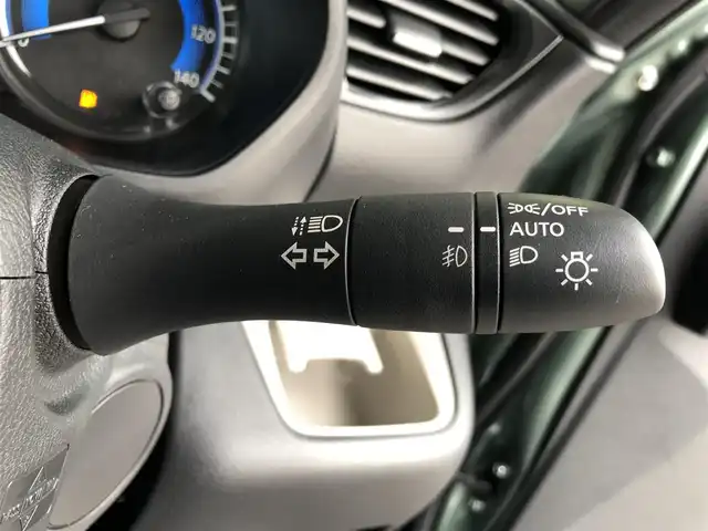 三菱 デリカミニ T プレミアム 愛知県 2025(令7)年 0.1千km 緑Ⅱ 届け出済み未使用車/純正ディスプレイオーディオ/（Bluetooth/AppleCarPlay/AndroidAuto/FM/AM/HDMI）/全方位カメラ/e-Assist/両側パワースライドドア/ハーフレザー/シートヒーター/ステアリングヒーター/電子パーキング/オートホールド/デジタルインナーミラー/オートライト/ダウンヒル/スマートキー/プッシュスタート/スペアキー/ステアリングリモコン/後席サーキュレーター/ロールサンシェード/純正LEDライト/ルーフレール