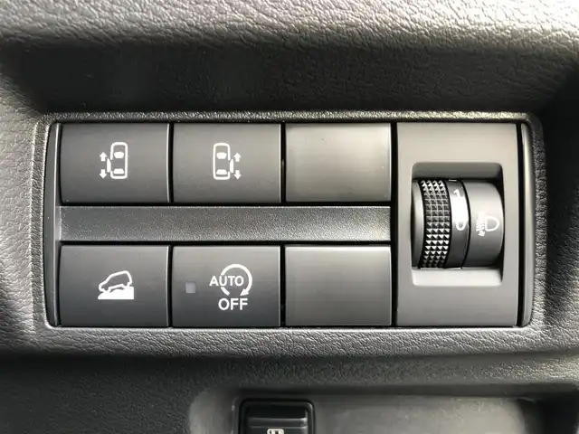 三菱 デリカミニ T プレミアム 愛知県 2025(令7)年 0.1千km 緑Ⅱ 届け出済み未使用車/純正ディスプレイオーディオ/（Bluetooth/AppleCarPlay/AndroidAuto/FM/AM/HDMI）/全方位カメラ/e-Assist/両側パワースライドドア/ハーフレザー/シートヒーター/ステアリングヒーター/電子パーキング/オートホールド/デジタルインナーミラー/オートライト/ダウンヒル/スマートキー/プッシュスタート/スペアキー/ステアリングリモコン/後席サーキュレーター/ロールサンシェード/純正LEDライト/ルーフレール