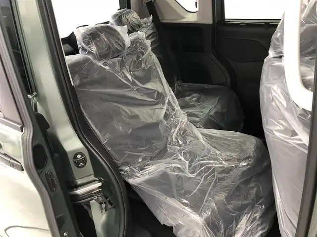 三菱 デリカミニ T プレミアム 愛知県 2025(令7)年 0.1千km 緑Ⅱ 届け出済み未使用車/純正ディスプレイオーディオ/（Bluetooth/AppleCarPlay/AndroidAuto/FM/AM/HDMI）/全方位カメラ/e-Assist/両側パワースライドドア/ハーフレザー/シートヒーター/ステアリングヒーター/電子パーキング/オートホールド/デジタルインナーミラー/オートライト/ダウンヒル/スマートキー/プッシュスタート/スペアキー/ステアリングリモコン/後席サーキュレーター/ロールサンシェード/純正LEDライト/ルーフレール