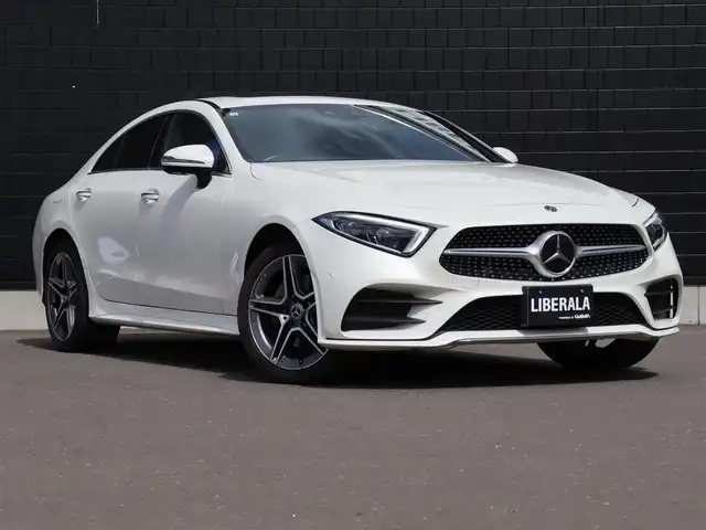 メルセデス・ベンツ ＣＬＳ２２０ｄ スポーツ エクスクルーシブPKG 宮城県 2018(平30)年 7万km ダイヤモンドホワイト エクスクルーシブパッケージ/純正ナビ【ＢＴ／フルセグＴＶ／ＵＳＢ／ＳＤ】/サンルーフ　/アクティブブレーキアシスト/アクティブレーンキープアシスト/レーンチェンジアシスト/ブラインドスポットアシスト/アダプティブクルーズコントロール/黒レザーシート　/ブルメスターサウンドシステム　/前席メモリー付きパワーシート　/全席シートヒーター/前席エアシート　/パヒュームアトマイザー　/ヘッドアップディスプレイ/エアサス　/全方位カメラ/バックカメラ/パドルシフト/ダイヤモンドグリル/アンビエントライト/パワーバックドア/前後ドライブレコーダー/純正19インチAW/LEDヘッドライト/ETC2.0/禁煙車