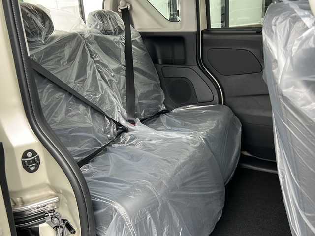 三菱 デリカミニ T プレミアム 岐阜県 2025(令7)年 0.1千km ナチュラルアイボリーメタリック 登録時走行距離13km/ワンオーナー/純正9型ディスプレイオーディオ/全方位カメラ・バックカメラ/Blue tooth・USB入力端子・iPod・AUX/衝突被害軽減システム/コーナーセンサー後方/LEDヘッドライト/オートライト/レーダークルーズコントロール/レーンキープアシスト/横滑り防止装置/盗難防止装置/純正15アルミホイール/エアバッグ運転席・助手席+サイド/ハーフレザーシート/シートヒーター前席/ベンチシート/フルフラットシート/両側パワースライドドア/プッシュスタート/スマートキー/ターボ車/ステアリングヒーター/保証書/取扱説明書/記録簿