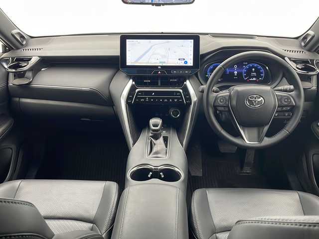 トヨタ ハリアー ハイブリッド Z レザーパッケージ 千葉県 2024(令6)年 1万km プレシャスブラックパール 純正ディスプレイオーディオ/フルセグTV/レーダークルーズコントロール/プリクラッシュセーフティ/レーンキープアシスト/オートハイビーム/電動リアゲート/電子パーキング/オートホールド/ビルトインETC/ステアリングヒーター/パワーシート/シートヒーター＆ベンチレーション/インテリジェントミラー/クリアランスソナー