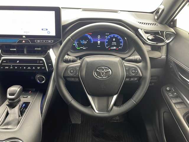 トヨタ ハリアー ハイブリッド Z レザーパッケージ 千葉県 2024(令6)年 1万km プレシャスブラックパール 純正ディスプレイオーディオ/フルセグTV/レーダークルーズコントロール/プリクラッシュセーフティ/レーンキープアシスト/オートハイビーム/電動リアゲート/電子パーキング/オートホールド/ビルトインETC/ステアリングヒーター/パワーシート/シートヒーター＆ベンチレーション/インテリジェントミラー/クリアランスソナー