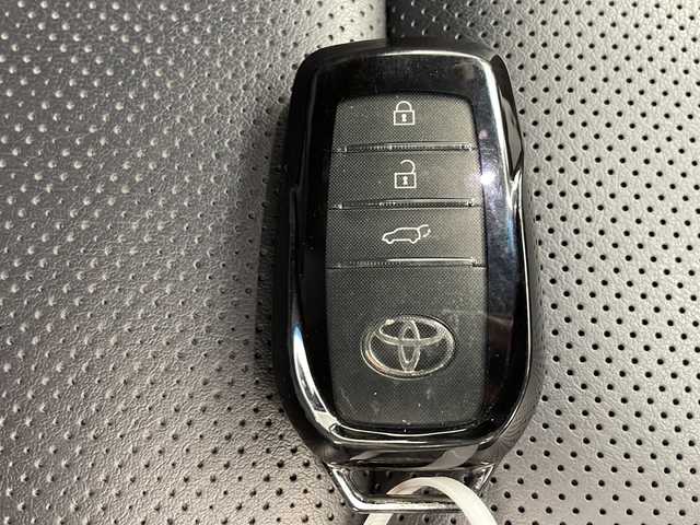 トヨタ ハリアー ハイブリッド Z レザーパッケージ 千葉県 2024(令6)年 1万km プレシャスブラックパール 純正ディスプレイオーディオ/フルセグTV/レーダークルーズコントロール/プリクラッシュセーフティ/レーンキープアシスト/オートハイビーム/電動リアゲート/電子パーキング/オートホールド/ビルトインETC/ステアリングヒーター/パワーシート/シートヒーター＆ベンチレーション/インテリジェントミラー/クリアランスソナー