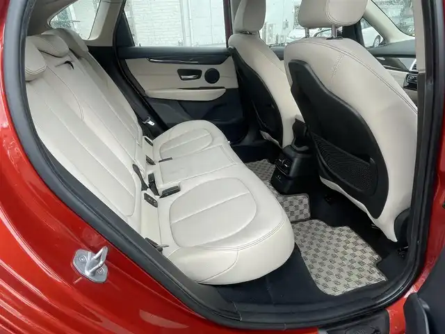 ＢＭＷ ２１８ｄ アクティブツアラー ラグジュアリー 福島県 2018(平30)年 5.5万km サンセットオレンジ 純正HDDナビ/DVD/CD/USB/Bluetooth/バックカメラ/純正17インチアルミホイール/レザーシート/パワーシート/シートヒーター/LEDライト/パワーバックドア/スマートキー2個/プッシュスタート/ETC/新車時保証書/取扱説明書