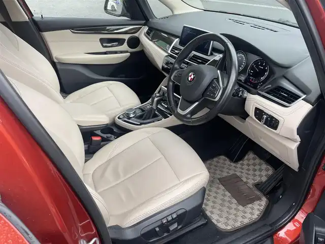 ＢＭＷ ２１８ｄ アクティブツアラー ラグジュアリー 福島県 2018(平30)年 5.5万km サンセットオレンジ 純正HDDナビ/DVD/CD/USB/Bluetooth/バックカメラ/純正17インチアルミホイール/レザーシート/パワーシート/シートヒーター/LEDライト/パワーバックドア/スマートキー2個/プッシュスタート/ETC/新車時保証書/取扱説明書