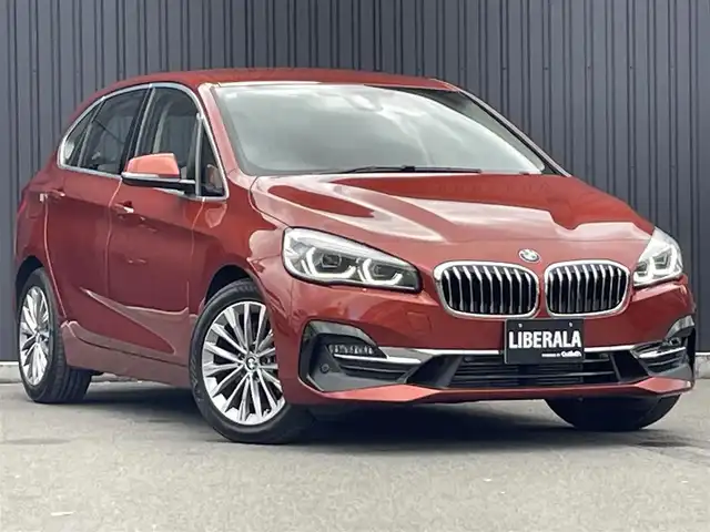 ＢＭＷ ２１８ｄ アクティブツアラー ラグジュアリー 福島県 2018(平30)年 5.5万km サンセットオレンジ 純正HDDナビ/DVD/CD/USB/Bluetooth/バックカメラ/インテリジェントセーフティ/コンフォートアクセス/前後コーナーセンサー/オイスター・ダコタレザーシート/パワーシート/シートヒーター/LEDライト/アンビエントライト/パワーバックドア/フットオープナー/ウッドトリム/スマートキー×2/プッシュスタート/ETC2.0/新車時保証書/取扱説明書