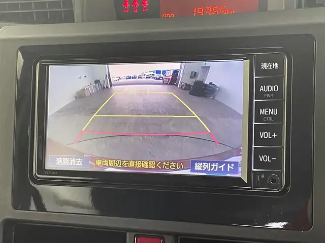 トヨタ タンク X S 群馬県 2020(令2)年 2万km ファイアークォーツレッドM プリクラッシュセーフティ　純正７インチナビ　バックカメラ　片側パワースライドドア　オートライト　オートハイビーム　車線逸脱防止警報　ステアリングリモコン　ビルトインＥＴＣ　スマートキー　禁煙車