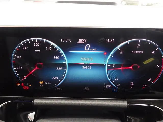 メルセデス・ベンツ Ｂ２００ｄ 千葉県 2020(令2)年 3.7万km ポーラホワイト アクティブブレーキアシスト/アクティブレーンキーピングアシスト/レーンチェンジアシスト/ブラインドスポットアシスト/アテンションアシスト/パワーバックドア/ブラックレザーシート/前席パワーシート/シートヒーター/純正ナビ/地デジTV/【Bluetooth接続】/360°カメラ/革巻きステアリング/ステアリングスイッチ/ETC/LEDヘッドライト/ウインカーミラー/純正17インチアルミホイル/サイド/カーテンエアバッグ/キーレスゴー