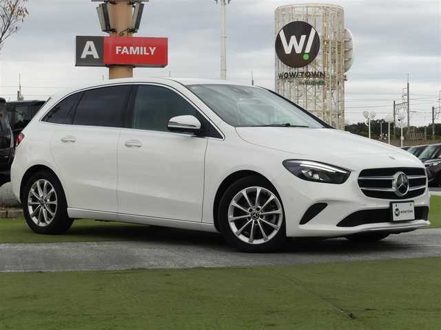 メルセデス・ベンツ Ｂ２００ｄ 千葉県 2020(令2)年 3.7万km ポーラホワイト アクティブブレーキアシスト/アクティブレーンキーピングアシスト/レーンチェンジアシスト/ブラインドスポットアシスト/アテンションアシスト/パワーバックドア/ブラックレザーシート/前席パワーシート/シートヒーター/純正ナビ/地デジTV/【Bluetooth接続】/360°カメラ/革巻きステアリング/ステアリングスイッチ/ETC/LEDヘッドライト/ウインカーミラー/純正17インチアルミホイル/サイド/カーテンエアバッグ/キーレスゴー