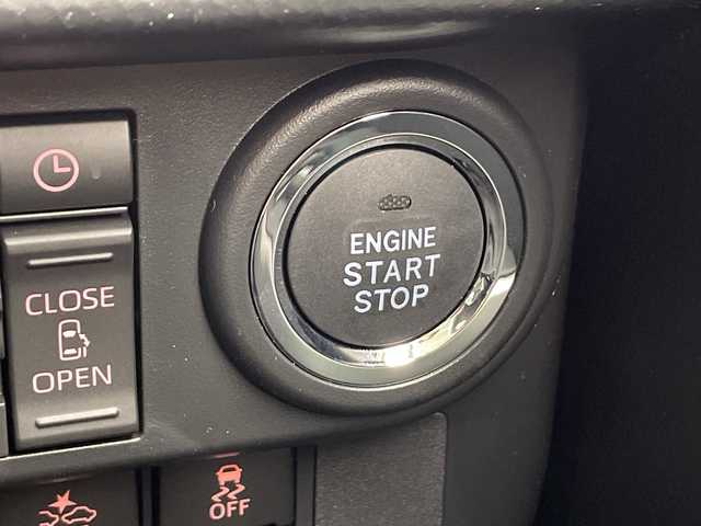 トヨタ ルーミー カスタムG－T 千葉県 2025(令7)年 0.1千km ブラックマイカメタリック/パールホワイト2トーン スマートアシスト/衝突回避支援ブレーキ機能/衝突警報機能/車線逸脱警報機能/誤発進抑制制御機能/先行車発進お知らせ機能/前後コーナーセンサー/標識認識機能(進入禁止)/アダプティブドライビングビーム/全車速追従機能付アダプティブクルーズコントロール/前後ソナー/純正ディスプレイオーディオ/　Bluetooth/AppleCarplay/AndroidAuto/AM/FM/フルセグTV/バックカメラ/両側パワースライドドア/純正15インチAW/純正フロアマット/オートライト/LEDヘッドライト/フォグランプ/電子パーキング/オートブレーキホールド/後席ロールサンシェイド/プッシュスタート/スマートキー