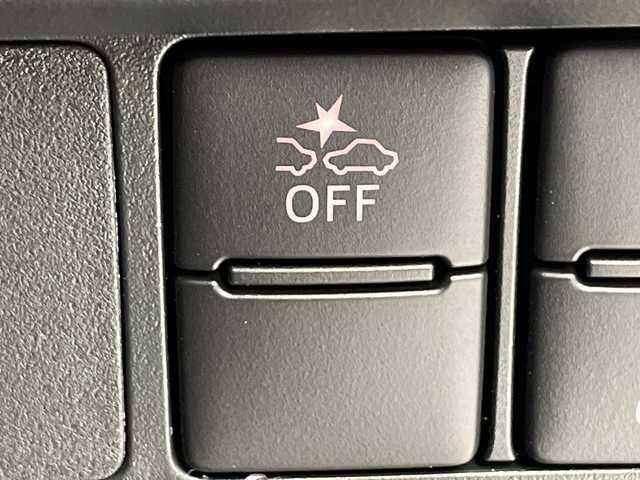 トヨタ ルーミー カスタムG－T 千葉県 2025(令7)年 0.1千km ブラックマイカメタリック/パールホワイト2トーン スマートアシスト/衝突回避支援ブレーキ機能/衝突警報機能/車線逸脱警報機能/誤発進抑制制御機能/先行車発進お知らせ機能/前後コーナーセンサー/標識認識機能(進入禁止)/アダプティブドライビングビーム/全車速追従機能付アダプティブクルーズコントロール/前後ソナー/純正ディスプレイオーディオ/　Bluetooth/AppleCarplay/AndroidAuto/AM/FM/フルセグTV/バックカメラ/両側パワースライドドア/純正15インチAW/純正フロアマット/オートライト/LEDヘッドライト/フォグランプ/電子パーキング/オートブレーキホールド/後席ロールサンシェイド/プッシュスタート/スマートキー