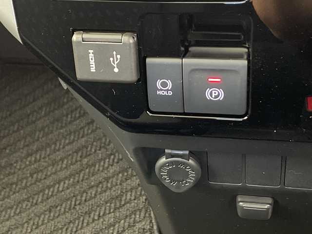 トヨタ ルーミー カスタムG－T 千葉県 2025(令7)年 0.1千km ブラックマイカメタリック/パールホワイト2トーン スマートアシスト/衝突回避支援ブレーキ機能/衝突警報機能/車線逸脱警報機能/誤発進抑制制御機能/先行車発進お知らせ機能/前後コーナーセンサー/標識認識機能(進入禁止)/アダプティブドライビングビーム/全車速追従機能付アダプティブクルーズコントロール/前後ソナー/純正ディスプレイオーディオ/　Bluetooth/AppleCarplay/AndroidAuto/AM/FM/フルセグTV/バックカメラ/両側パワースライドドア/純正15インチAW/純正フロアマット/オートライト/LEDヘッドライト/フォグランプ/電子パーキング/オートブレーキホールド/後席ロールサンシェイド/プッシュスタート/スマートキー