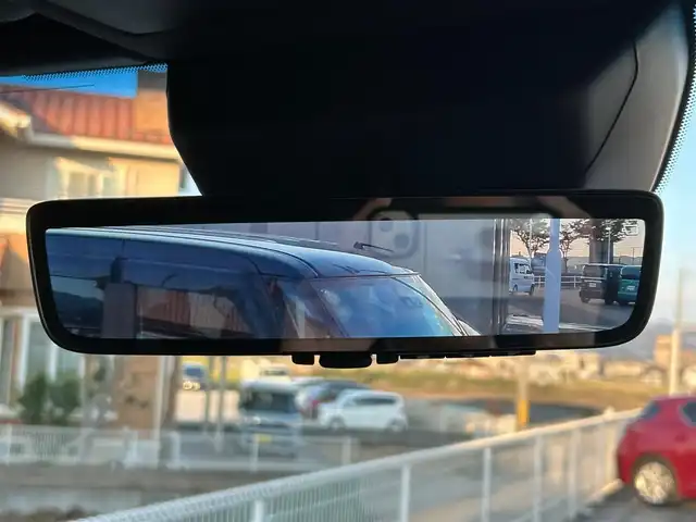 トヨタ ランドクルーザー ２５０ VX 和歌山県 2024(令6)年 0.9万km プラチナホワイトパールマイカ ワンオーナー/純正12.3インチナビ/フルセグTV/Bluetooth/USB/HDMI/全周囲カメラ/ビルトインETC2.0/デジタルインナーミラー/サンルーフ/トヨタセーフティセンス/BSM/レーダークルーズコントロール/クリアランスソナー/パワーバックドア/革巻きステアリング/ステアリングスイッチ/レザーシート/運転席パワーシート/シートメモリー/前席シートヒーター/前席シートベンチレーション/丸目LEDヘッドライト/フォグランプ/オートライト/プッシュスタート/スマートキー/スペアキー/取扱説明書