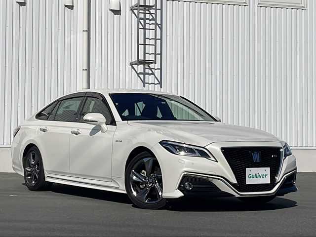 トヨタ クラウン ハイブリッド RS 三重県 2018(平30)年 2.5万km ホワイトパールクリスタルシャイン 禁煙/ワンオーナー/純正ナビ/バックカメラ/前後ドラレコ/ETＣ/ＢＳＭ/ＨＵＤ/ＡＣＣ/ＡＣ100Ｖ/ＵＳＢ給電/前後クリアランスソナー/リアクロストラフィックアラート/プリクラッシュ/ステアヒーター/シートヒーター/パワーシート/チルトテレスコピック/革巻きステアリング/ステアリングスイッチ/パドルシフト/ＬＥＤオートライト/ＬＥＤフォグ/オートリトラウィンカーミラー/スマートエントリーセット/セーフティーパッケージ