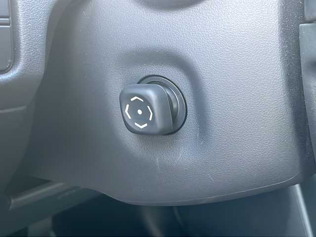 トヨタ クラウン ハイブリッド RS 三重県 2018(平30)年 2.5万km ホワイトパールクリスタルシャイン 禁煙/ワンオーナー/純正ナビ/バックカメラ/前後ドラレコ/ETＣ/ＢＳＭ/ＨＵＤ/ＡＣＣ/ＡＣ100Ｖ/ＵＳＢ給電/前後クリアランスソナー/リアクロストラフィックアラート/プリクラッシュ/ステアヒーター/シートヒーター/パワーシート/チルトテレスコピック/革巻きステアリング/ステアリングスイッチ/パドルシフト/ＬＥＤオートライト/ＬＥＤフォグ/オートリトラウィンカーミラー/スマートエントリーセット/セーフティーパッケージ