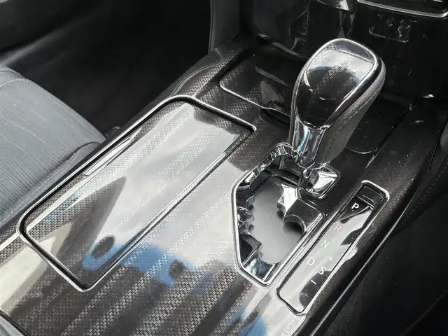 トヨタ クラウン ハイブリッド アスリートS ブラックスタイル 大分県 2014(平26)年 8.1万km プレシャスシルバー ・ナビ(HDD/CD/DVD/USB)/・バックカメラ/・フルセグテレビ/・レーダークルーズコントロール/・コーナーセンサー/・衝突軽減ブレーキ/・ドライブレコーダー/・ETC/・パワーシート/・シートメモリー/・ステアリングヒーター/・オートライト/・スマートキー/・プッシュスタートボタン/・純正アルミホイール