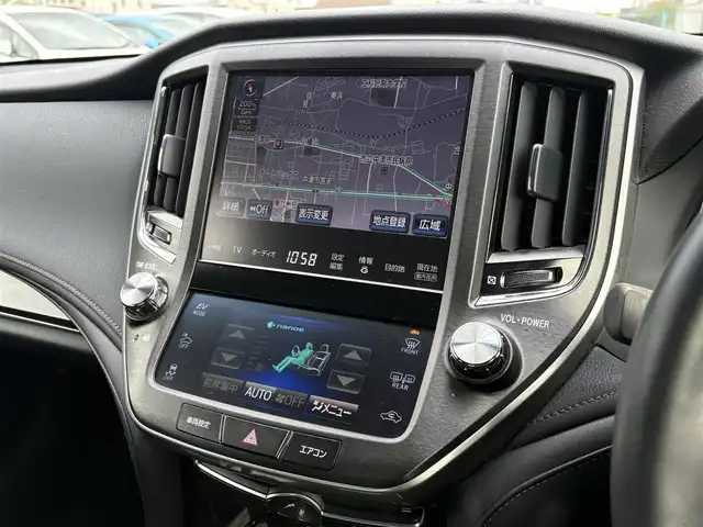 トヨタ クラウン ハイブリッド アスリートS ブラックスタイル 大分県 2014(平26)年 8.1万km プレシャスシルバー ・ナビ(HDD/CD/DVD/USB)/・バックカメラ/・フルセグテレビ/・レーダークルーズコントロール/・コーナーセンサー/・衝突軽減ブレーキ/・ドライブレコーダー/・ETC/・パワーシート/・シートメモリー/・ステアリングヒーター/・オートライト/・スマートキー/・プッシュスタートボタン/・純正アルミホイール