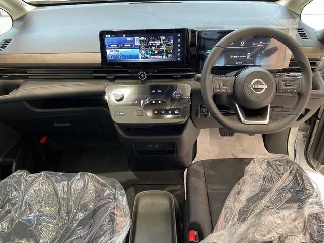 日産 セレナ e－パワー ハイウェイスター V 埼玉県 2025(令7)年 0.1千km パール プロパイロット/純正12.3インチナビ/　　BT/USB/HDMI/フルセグ/全方位カメラ/ワイヤレス充電/両側電動スライドドア/コーナーセンサー/レーダークルーズコントロール/レーンキープアシスト/デジタルインナーミラー/純正16インチアルミホイール/ETC2.0/スマートキー×2/禁煙車