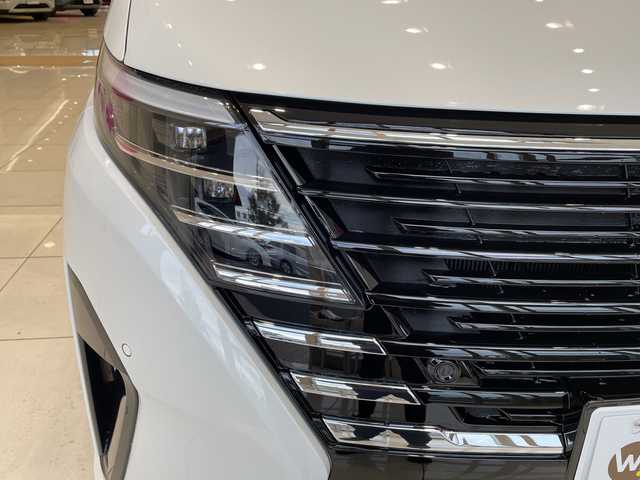 日産 セレナ e－パワー ハイウェイスター V 埼玉県 2025(令7)年 0.1千km パール プロパイロット/純正12.3インチナビ/　　BT/USB/HDMI/フルセグ/全方位カメラ/ワイヤレス充電/両側電動スライドドア/コーナーセンサー/レーダークルーズコントロール/レーンキープアシスト/デジタルインナーミラー/純正16インチアルミホイール/ETC2.0/スマートキー×2/禁煙車