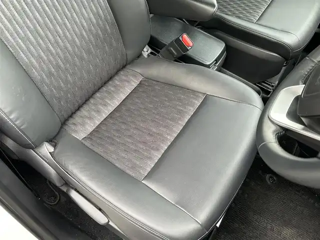 トヨタ ノア S－Z 千葉県 2024(令6)年 1.4万km ホワイトパールクリスタルシャイン トヨタセーフティセンス/純正10.5インチナビ（CD/DVD/TV/BT/HDMI）/13.2インチフリップダウンモニター/デジタルインナーミラー/ビルトインETC2.0/ドラレコ前後/バックモニター/レーダークルーズコントロール/ヘッドアップディスプレイ/両側パワースライド/コーナーセンサー/オートハイビーム/シートヒーター/革巻きステアリング/純正17インチホイール/ワンオーナー