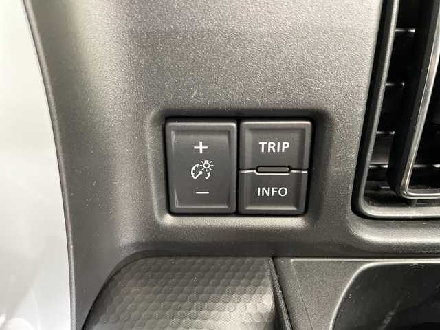 スズキ ハスラー HYBRID X 栃木県 2020(令2)年 5.5万km アクティブイエロー/ホワイト2トーンルーフ 純正ナビ/(CD/DVD/フルセグTV/Bluetooth/ETC)/全方位カメラ/アイドリングストップ/レーンキープアシスト/デュアルカメラブレーキサポート/横滑り防止装置/衝突軽減システム/ドライブレコーダー/スマートキー/プッシュスタート/純正アルミホイール/純正フロアマット/LEDヘッドライト/電動格納ミラー