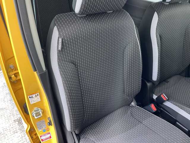 スズキ ハスラー HYBRID X 栃木県 2020(令2)年 5.5万km アクティブイエロー/ホワイト2トーンルーフ 純正ナビ/(CD/DVD/フルセグTV/Bluetooth/ETC)/全方位カメラ/アイドリングストップ/レーンキープアシスト/デュアルカメラブレーキサポート/横滑り防止装置/衝突軽減システム/ドライブレコーダー/スマートキー/プッシュスタート/純正アルミホイール/純正フロアマット/LEDヘッドライト/電動格納ミラー