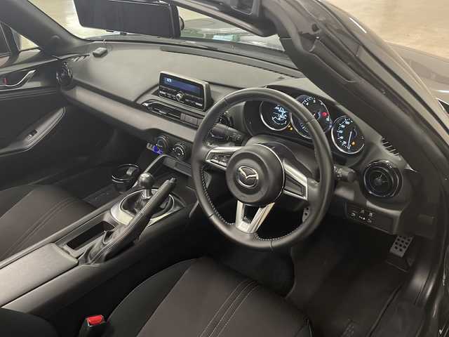 マツダ ロードスター 990S 熊本県 2022(令4)年 1.2万km マシーングレープレミアムM ブラインドスポットモニター/クリアランスソナー/アドバンスドスマートシティブレーキ/革巻きステアリング/ステアリングスイッチ/純正オーディオ/・AM/FM/・AUX/RAYSアルミホイール/ｂreｍboブレーキキャリパー/ミラー型前後ドライブレコーダー/LEDヘッドライト/フォグランプ/オートヘッドライト/電動格納ミラー/純正フロアマット