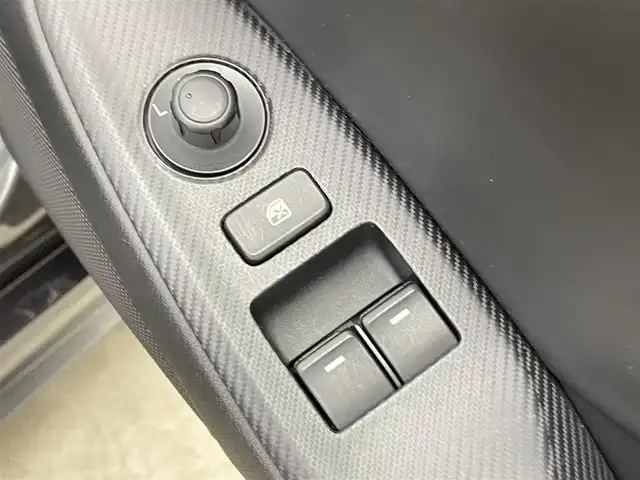 マツダ ロードスター 990S 千葉県 2022(令4)年 1.2万km マシーングレープレミアムM 専用ブルー幌/ブラインドスポットモニター/クリアランスソナー/アドバンスドスマートシティブレーキ/革巻きステアリング/ステアリングスイッチ/ETC/純正オーディオ/・AM/FM/・AUX/RAYSアルミホイール/ｂreｍboブレーキキャリパー/LEDヘッドライト/フォグランプ/オートヘッドライト/電動格納ミラー/純正フロアマット/社外シガーソケット/プッシュスタート