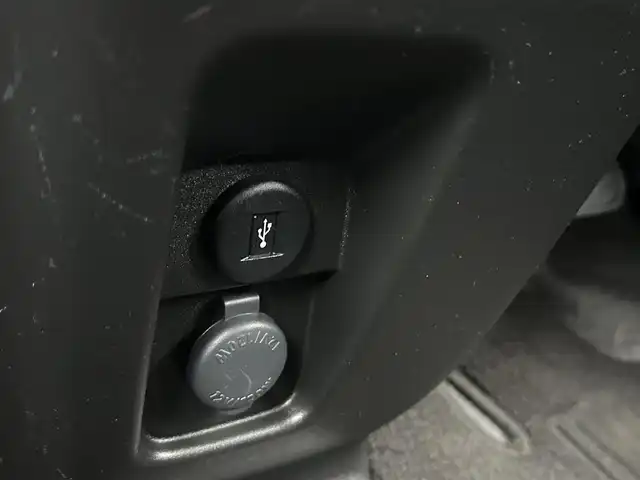スズキ スペーシア カスタム HYBRID XS ターボ 兵庫県 2019(令1)年 9万km ブルーイッシュブラックパール3 ・ワンオーナー/・純正8インチメモリーナビ/・地デジ/DVD/BT/USB/・ステアリングリモコン/・全方位モニター/・両側パワースライドドア/・ビルトインETC/・ハーフレザーシート/・運転席シートヒーター/・ヘッドアップディスプレイ/・デュアルカメラブレーキサポート/・レーンキープアシスト/・リヤパーキングセンサー/・パドルシフト/・オートLEDヘッドランプ/・LEDフォグランプ/・純正15インチAW/・アイドリングストップ/・クルーズコントロール