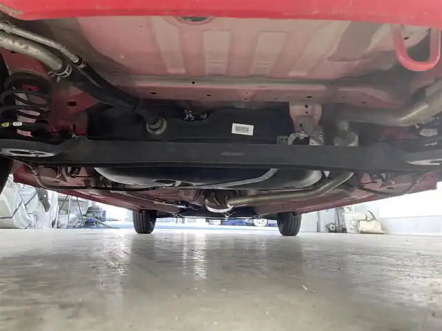 スズキ アルト S 滋賀県 2015(平27)年 7.5万km ピュアレッド 禁煙車/７インチKENWOODナビ/(ワンセグTV・Bluetooth・CD・DVD・USB・ipod・SD)/ETC/シートヒーター/衝突軽減機能/横滑り防止機能/ABS/ヘッドライトレベライザー/革調シートカバー/リモコンキー/スペアキー/エアコン/電動格納ミラー/パワーウィンドウ/社外フロアマット