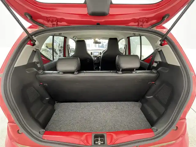 スズキ アルト S 滋賀県 2015(平27)年 7.5万km ピュアレッド 禁煙車/７インチKENWOODナビ/(ワンセグTV・Bluetooth・CD・DVD・USB・ipod・SD)/ETC/シートヒーター/衝突軽減機能/横滑り防止機能/ABS/ヘッドライトレベライザー/革調シートカバー/リモコンキー/スペアキー/エアコン/電動格納ミラー/パワーウィンドウ/社外フロアマット