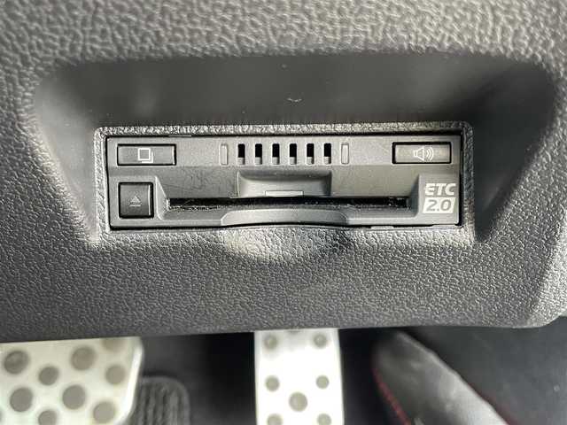 トヨタ プリウス ＰＨＶ A ナビパッケージ 茨城県 2020(令2)年 2.4万km スーパーホワイトⅡ 純正ナビ/【AM・FM・USB・iPod・BT・TV】/パーキングアシスト/パワーシート/シートヒーター/BSM/HUD/前方ドラレコ/ビルトインETC2.0/全方位カメラ/レーダークルコン/ステアリングヒーター/ステリモ/社外アルミホイール/トヨタセーフティセンス