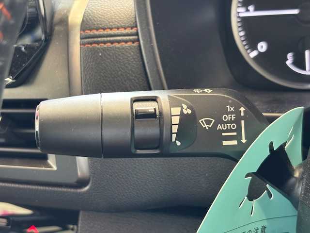 三菱 トライトン GSR 埼玉県 2024(令6)年 0.8万km ダイヤモンドブラックマイカ e-Assist/純正9インチナビ/　　USB/BT/フルセグTV/マルチアラウンドモニター/レーダークルーズコントロール/LEDオートライト/レザーシート/パワーシート/シートヒーター/ステアリングヒーター/ステアリングスイッチ/アイドリングストップ/プッシュスタート/ETC/禁煙車