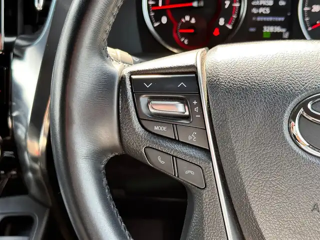 トヨタ ヴェルファイア Z ゴールデンアイズ 宮城県 2020(令2)年 3.3万km ホワイトパールクリスタルシャイン TRDフルエアロ（F/S/R）/セーフティセンス/・プリクラッシュセーフティ/・レーントレーシングアシスト/・ロードサインアシスト/・アダプティブハイビームシステム/・レーダークルーズコントロール（全車速追従機能付）/インテリジェントクリアランスソナー/純正12インチフリップダウンモニター（V12T-R68C）/9インチディスプレイオーディオ/・ナビ機能付/・CD/DVDデッキ/・Bluetooth/・フルセグTV/バックカメラ/ビルトインETC/ドライブレコーダー/AC100V/100Wコンセント/パワーバックドア/両側パワースライドドア/ハーフレザーシート/ウッドコンビステアリング/ステアリングスイッチ/電動パーキングブレーキ/ブレーキホールド/3眼LEDヘッドランプ/フォグランプ/オートライト/スマートキー＆プッシュスタート/電動格納ミラー/純正18インチAW/フロアマット/ドアバイザー/W/サイド/カーテンエアバッグ