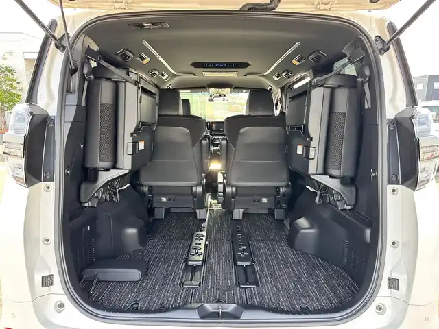 トヨタ ヴェルファイア Z ゴールデンアイズ 宮城県 2020(令2)年 3.3万km ホワイトパールクリスタルシャイン TRDフルエアロ（F/S/R）/セーフティセンス/・プリクラッシュセーフティ/・レーントレーシングアシスト/・ロードサインアシスト/・アダプティブハイビームシステム/・レーダークルーズコントロール（全車速追従機能付）/インテリジェントクリアランスソナー/純正12インチフリップダウンモニター（V12T-R68C）/9インチディスプレイオーディオ/・ナビ機能付/・CD/DVDデッキ/・Bluetooth/・フルセグTV/バックカメラ/ビルトインETC/ドライブレコーダー/AC100V/100Wコンセント/パワーバックドア/両側パワースライドドア/ハーフレザーシート/ウッドコンビステアリング/ステアリングスイッチ/電動パーキングブレーキ/ブレーキホールド/3眼LEDヘッドランプ/フォグランプ/オートライト/スマートキー＆プッシュスタート/電動格納ミラー/純正18インチAW/フロアマット/ドアバイザー/W/サイド/カーテンエアバッグ